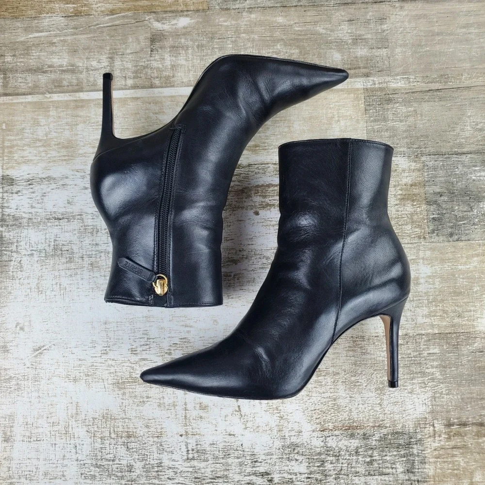 SCHUTZ good light